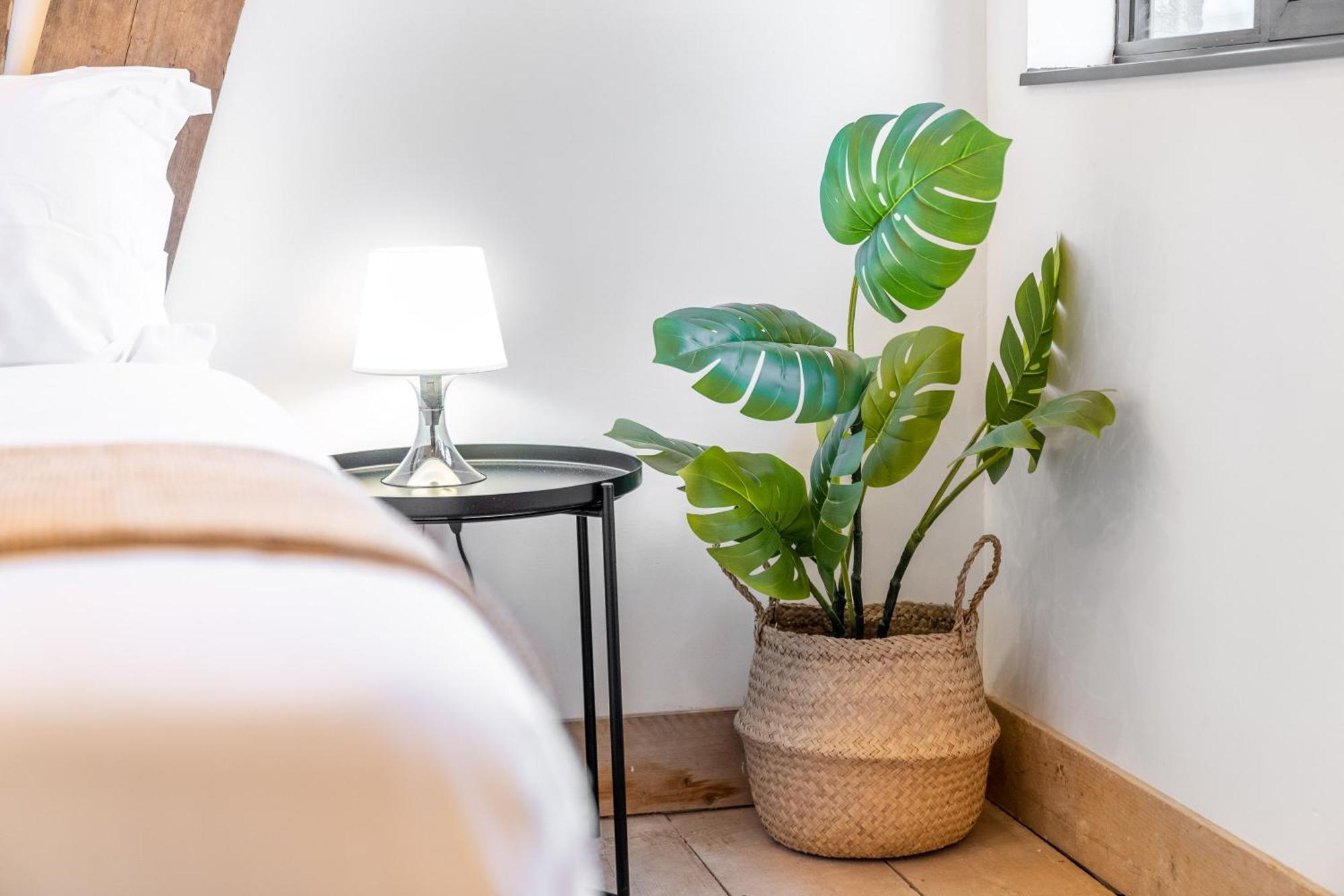 Centre - Loft Style - Free Wifi & Netflix - On Street Parking - 1nt Appartamento *
